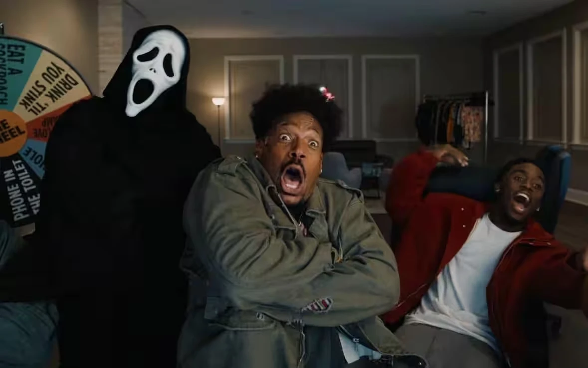 Frame di Scary Movie 6